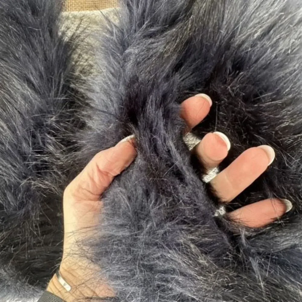 Club Monaco Faux Fur Pull Through Scarf Womens OS‎ Black Winter Collar Stole
